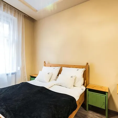 Vibrant&spacious Downtown Flat *